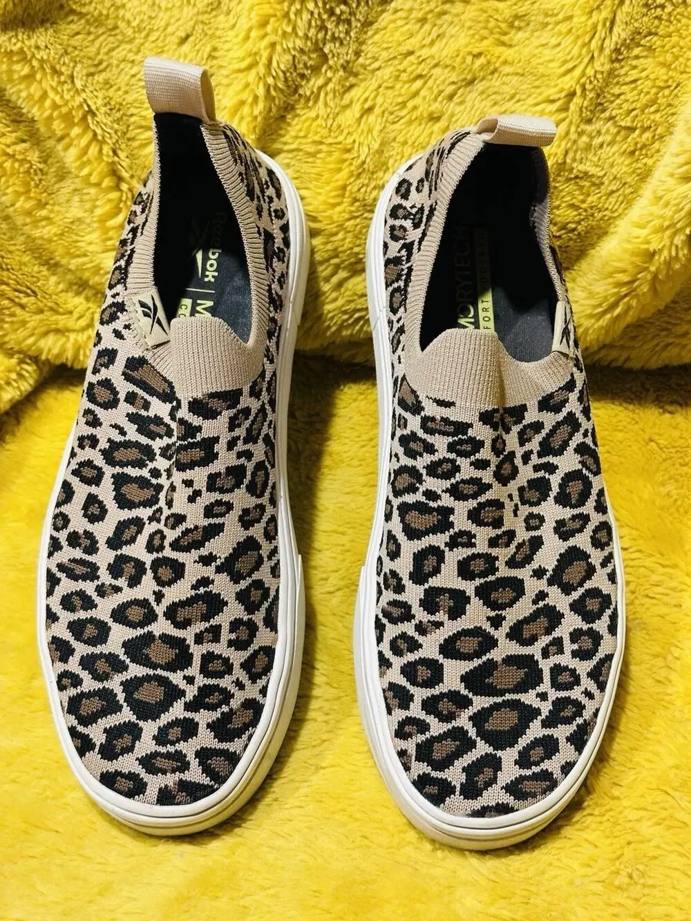 Reebok Women's Sz 8 Katura Onlux Walking Shoes Brown Animal Print Casual Comfort